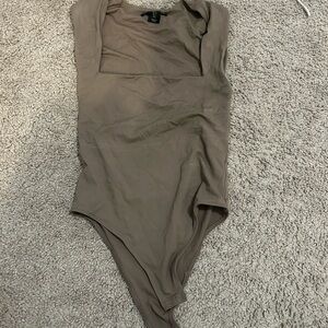 House of Harlow 1960 Taupe Bodysuit